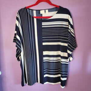 CHICO'S Women's Top Pullover Short Sleeve Size 2 Stretch Lightweight